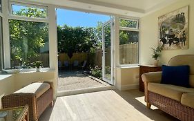 3-Bed Cottage In Sway, New Forest